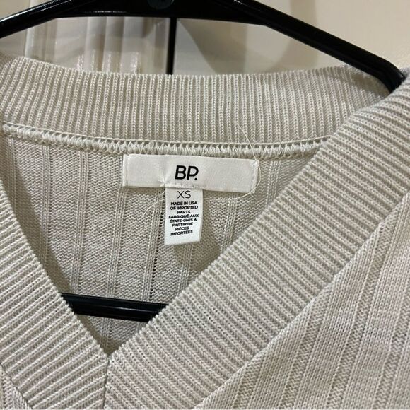 BP (Nordstrom brand) Reagan vneck ivory cropped sweater NWT‎ - Picture 3 of 6